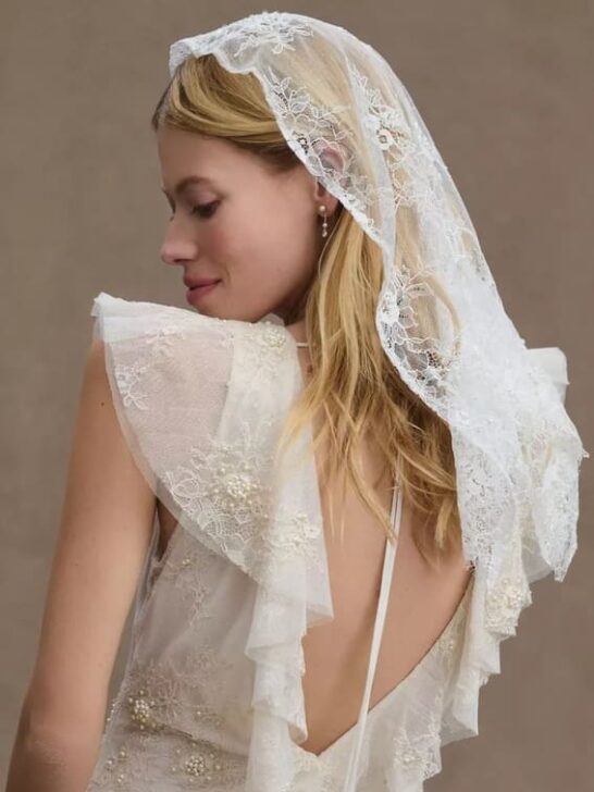 25 Chic Short Wedding Veils That Will Make You Swoon