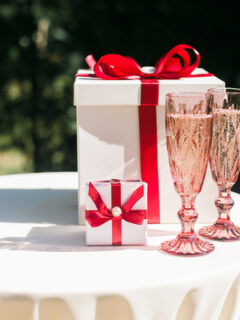 Luxury Wedding Gifts: The Perfect Way to Show Your Love and Appreciation