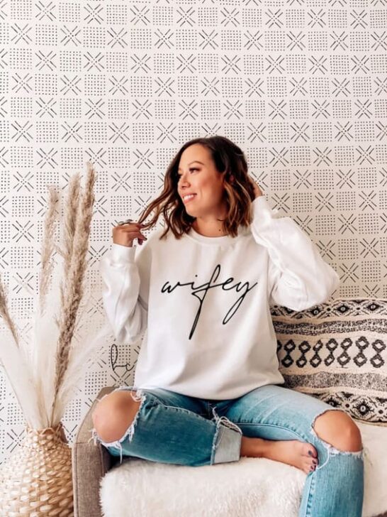 32 Bride Sweatshirts for the Cozy and Fashion-Forward Bride