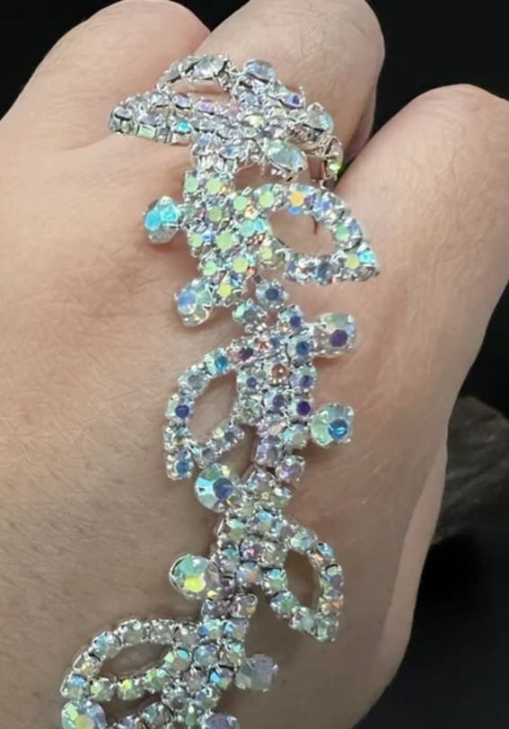 Gorgeous Crystal Rhinestone Hand Chain