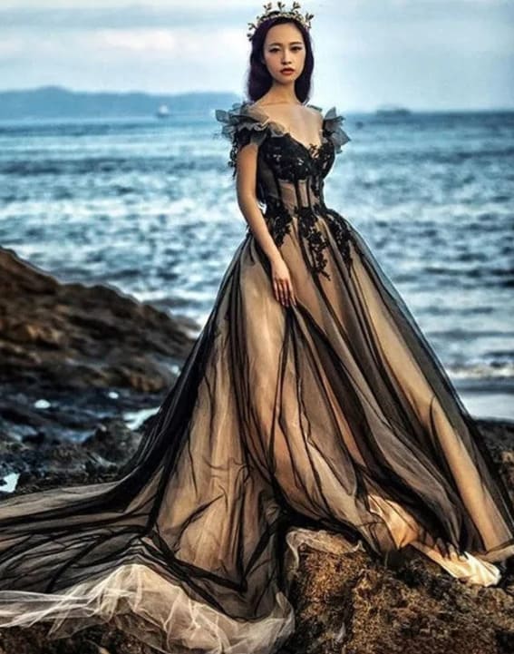 Black Bridal Lace Gown