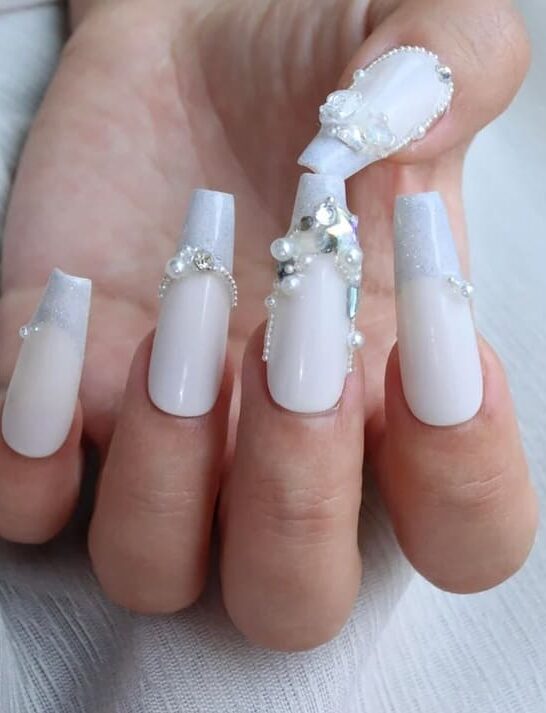 33 Winter Wedding Nail Designs That Will Make You Stand Out